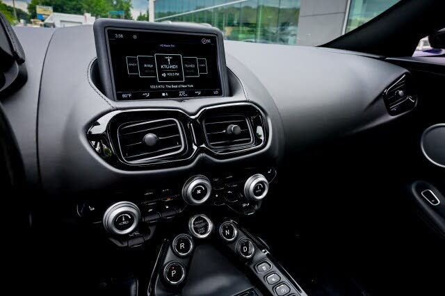 2022 Aston Martin Vantage Coupe RWD photo 24