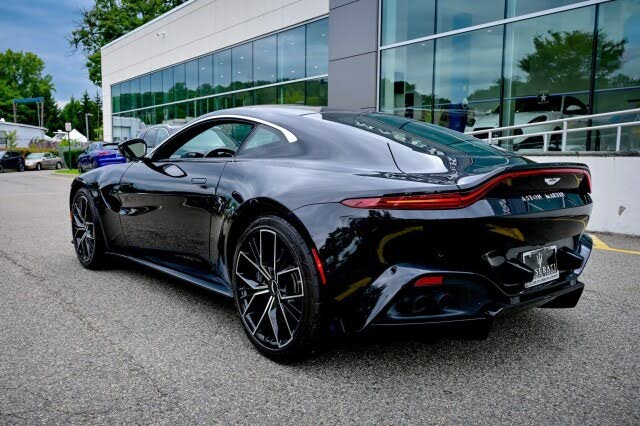2022 Aston Martin Vantage Coupe RWD photo 7