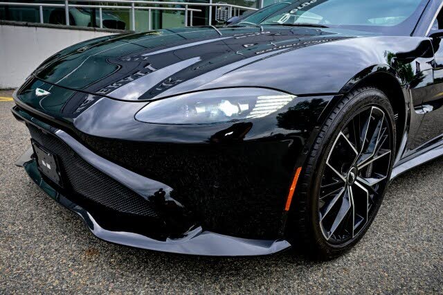 2022 Aston Martin Vantage Coupe RWD photo 9