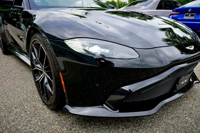 2022 Aston Martin Vantage Coupe RWD photo 10