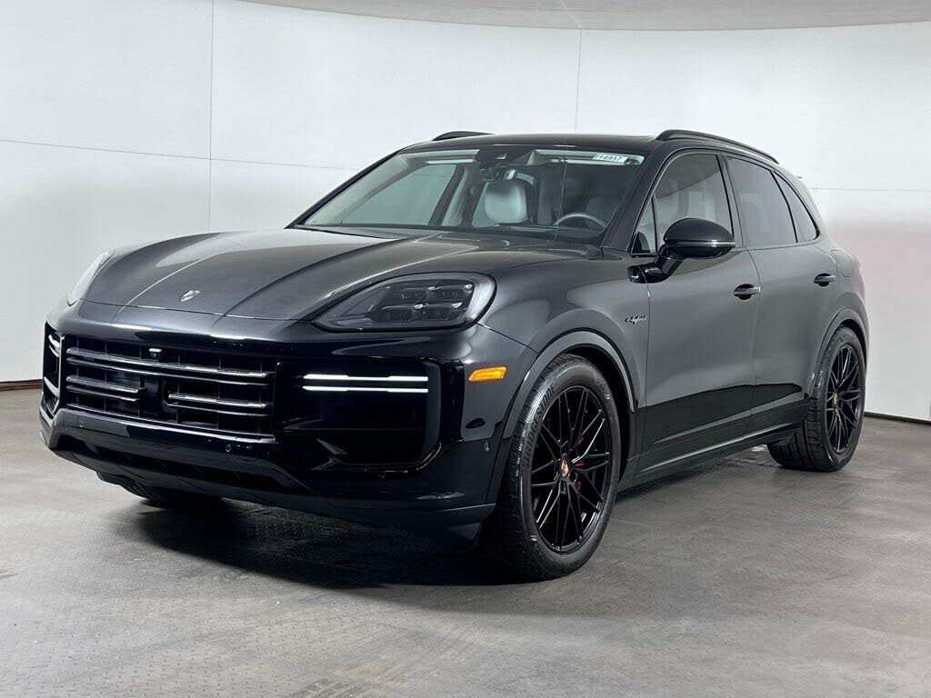 2025 Porsche Cayenne Turbo GT AWD