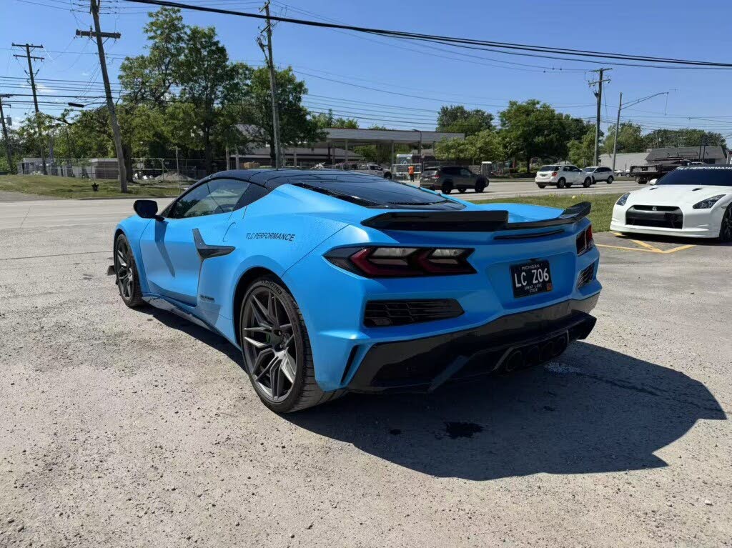2023 Chevrolet Corvette Z06 1LZ Coupe RWD photo 3