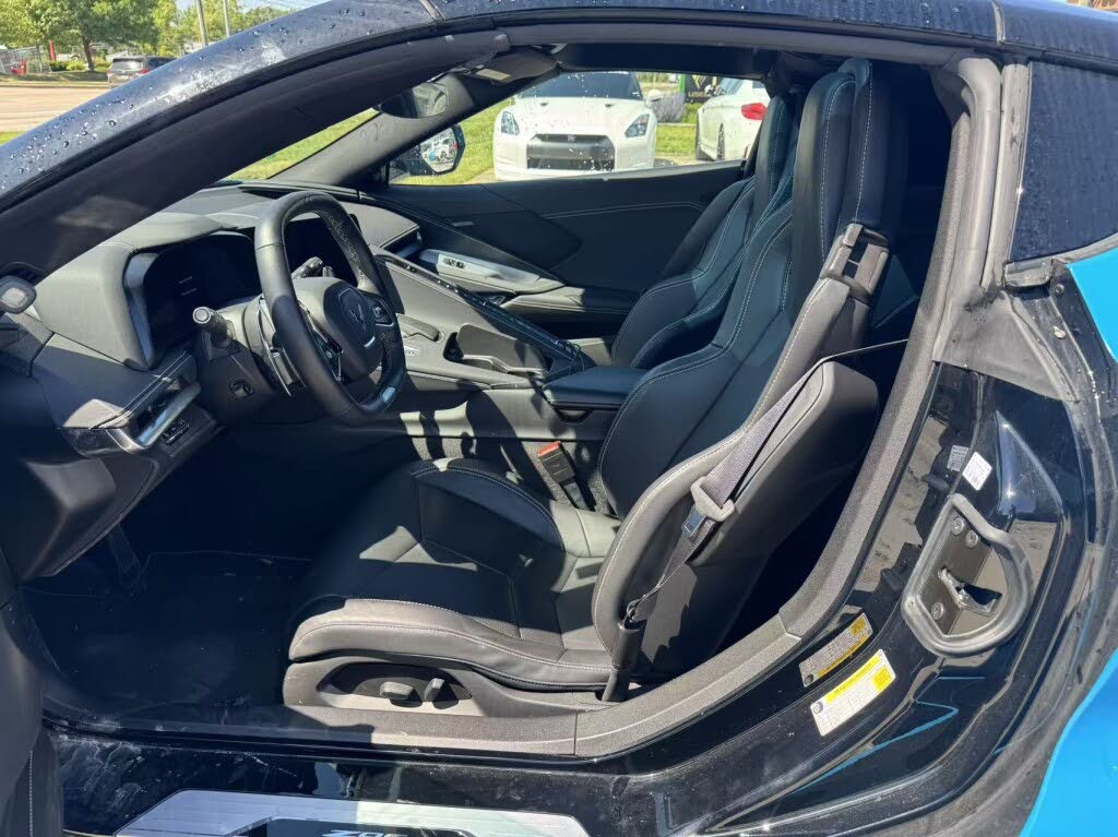 2023 Chevrolet Corvette Z06 1LZ Coupe RWD photo 10