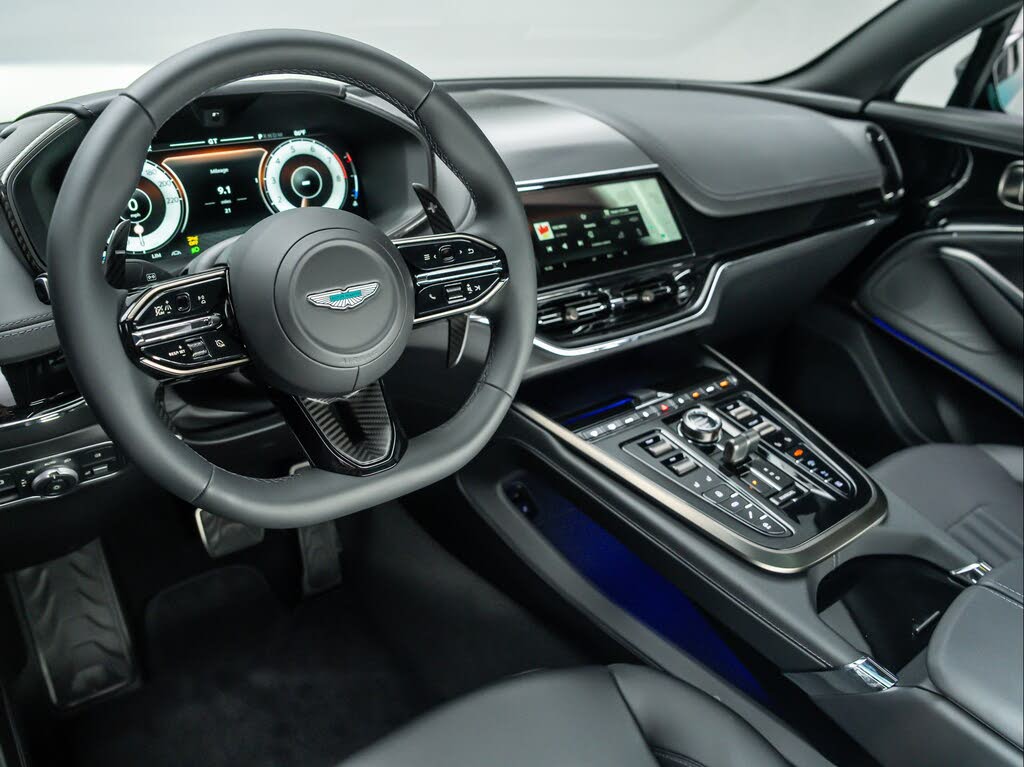 2026 Aston Martin DBX 707 AWD photo 3
