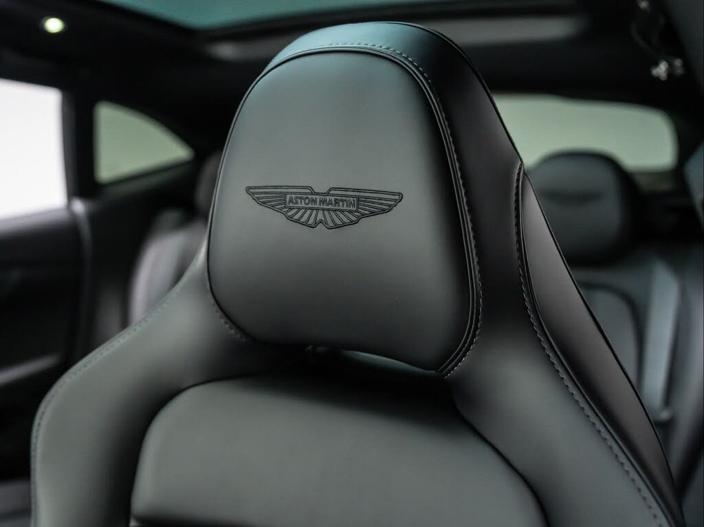 2026 Aston Martin DBX 707 AWD photo 5