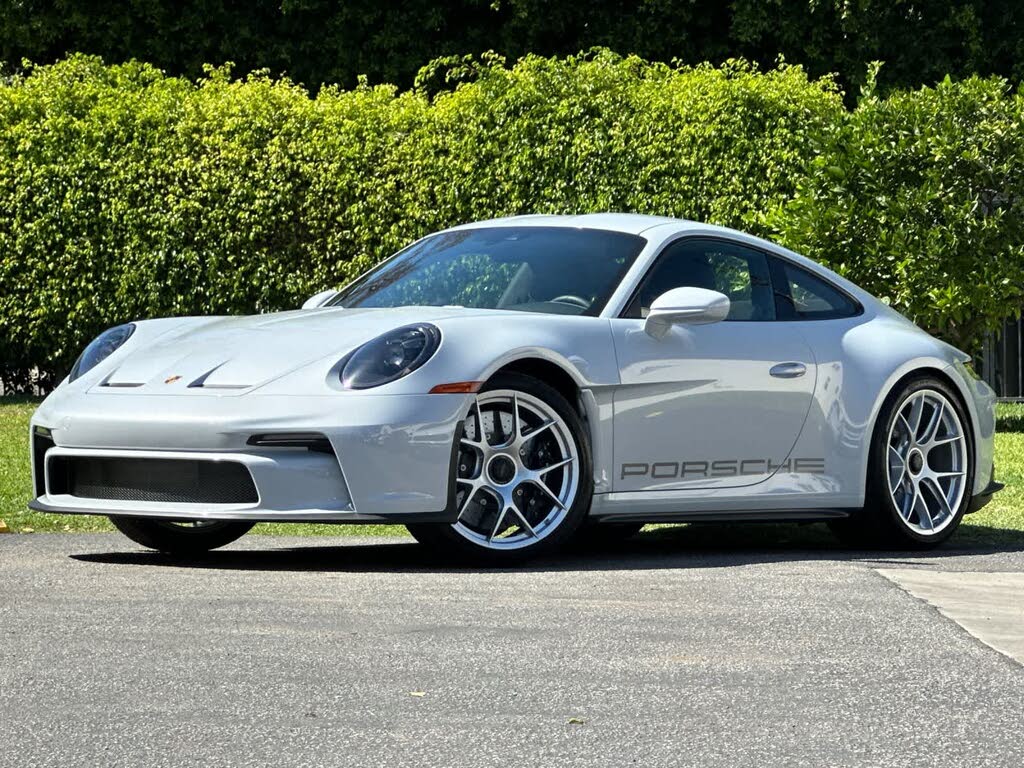 2024 Porsche 911 S/T Coupe RWD