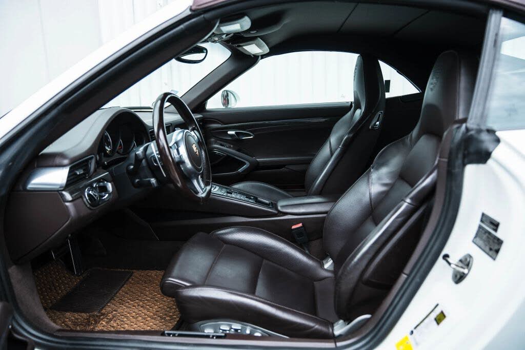 2014 Porsche 911 Turbo S Cabriolet AWD photo 18 of 24