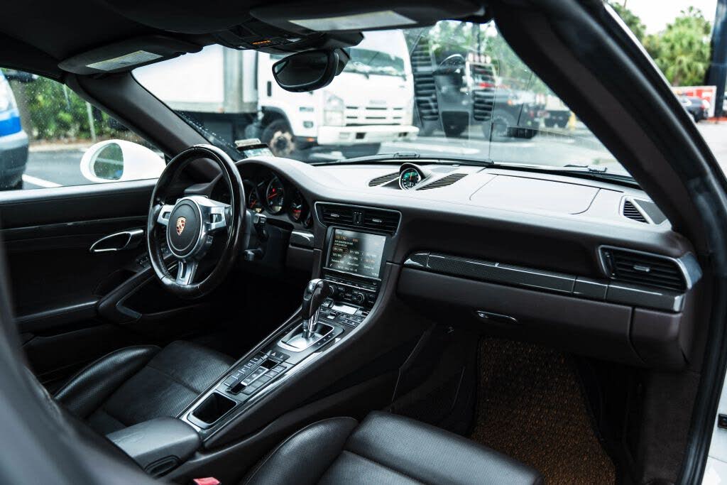 2014 Porsche 911 Turbo S Cabriolet AWD photo 22 of 24