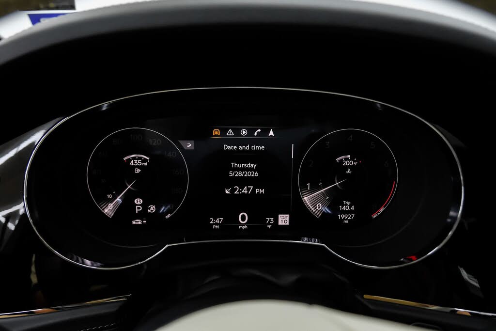 2023 Bentley Bentayga V8 AWD photo 17