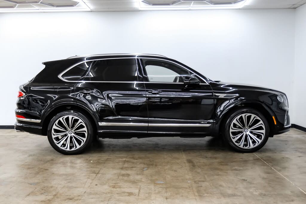 2023 Bentley Bentayga V8 AWD photo 4