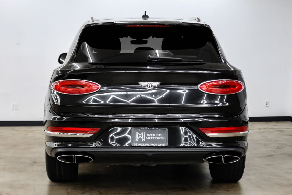 2023 Bentley Bentayga V8 AWD photo 6