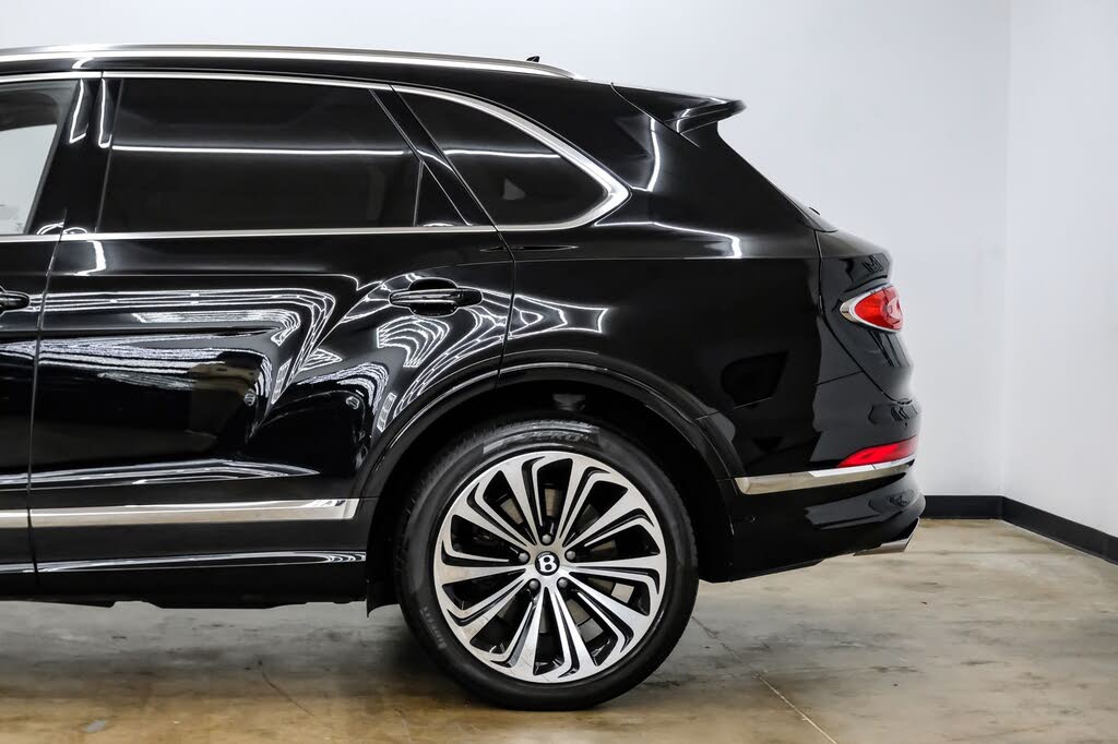 2023 Bentley Bentayga V8 AWD photo 10