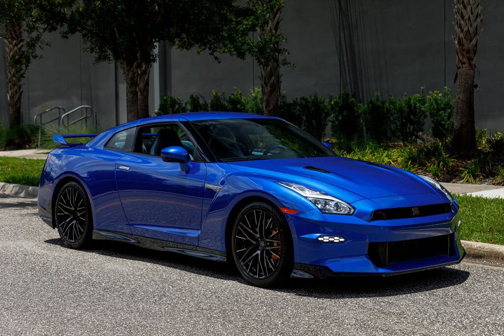 2024 Nissan GT-R Skyline Edition AWD