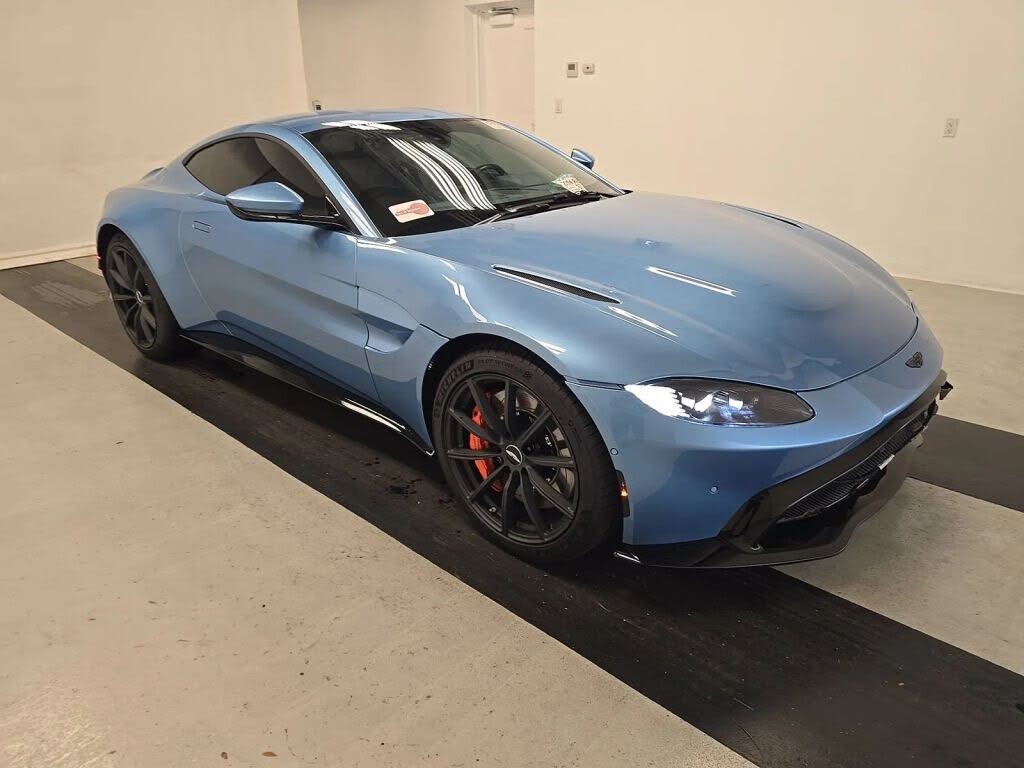 2020 Aston Martin Vantage RWD photo 8