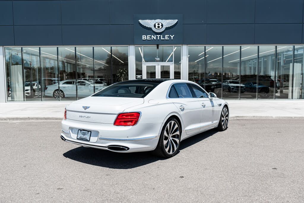 2026 Bentley Flying Spur AWD photo 3