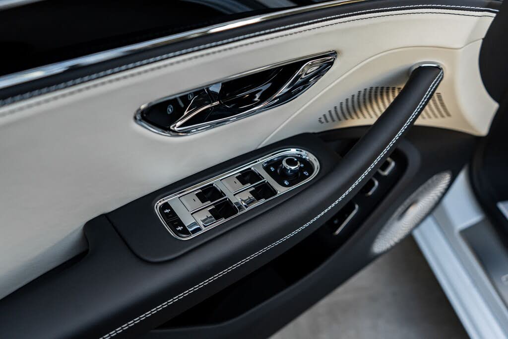2026 Bentley Flying Spur AWD photo 23