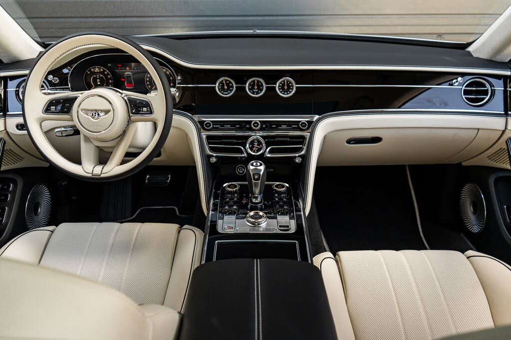 2026 Bentley Flying Spur AWD photo 4