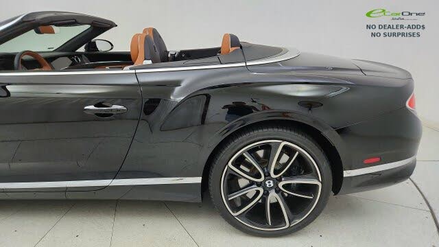 2022 Bentley Continental GTC V8 AWD photo 11