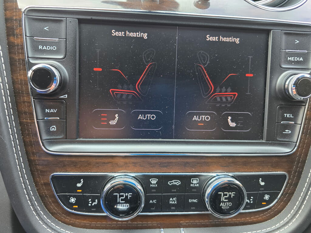 2018 Bentley Bentayga W12 Signature Edition AWD photo 14