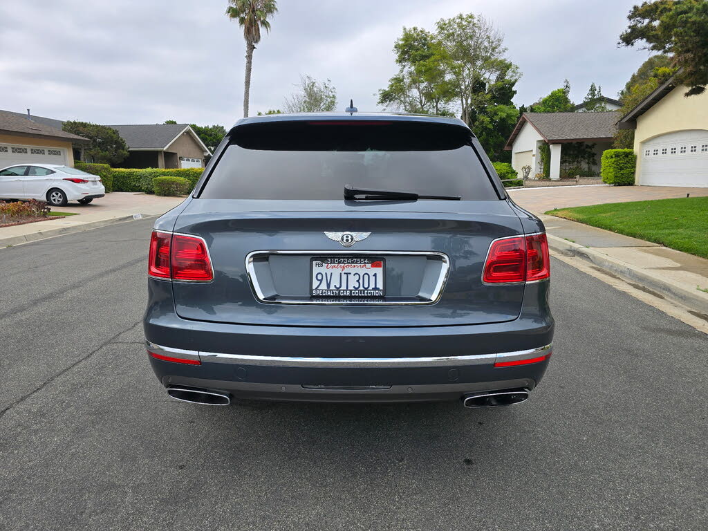 2018 Bentley Bentayga W12 Signature Edition AWD photo 5