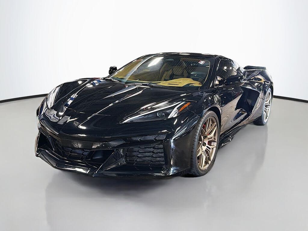 2024 Chevrolet Corvette Z06 3LZ Convertible RWD photo 3