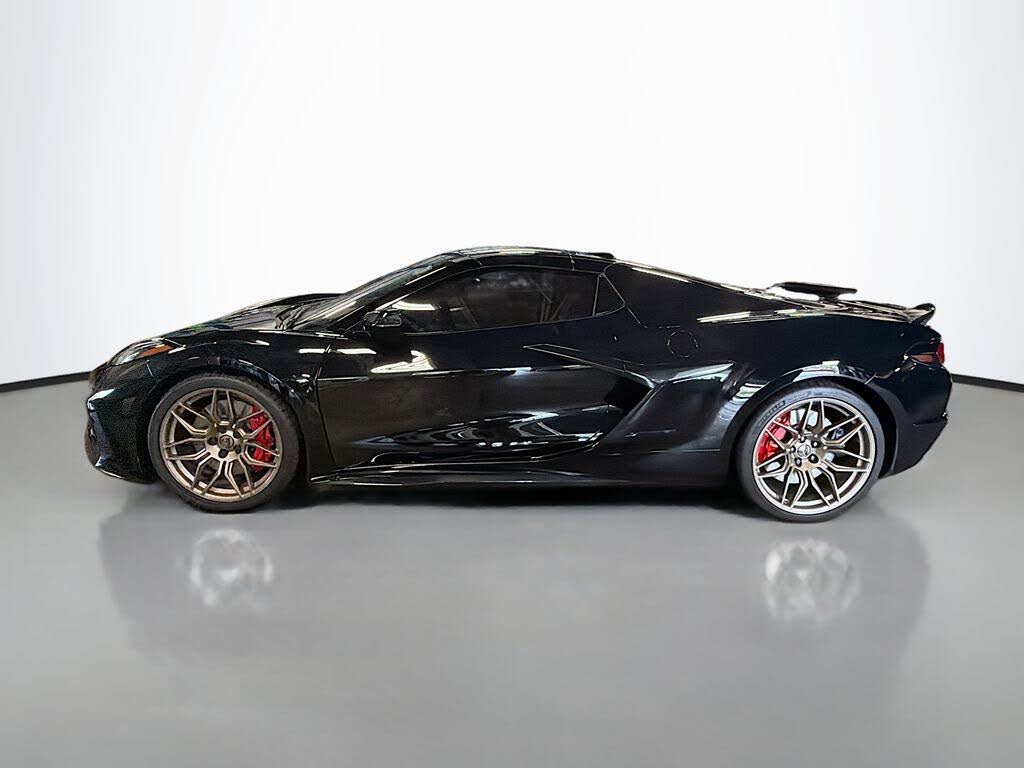 2024 Chevrolet Corvette Z06 3LZ Convertible RWD photo 4