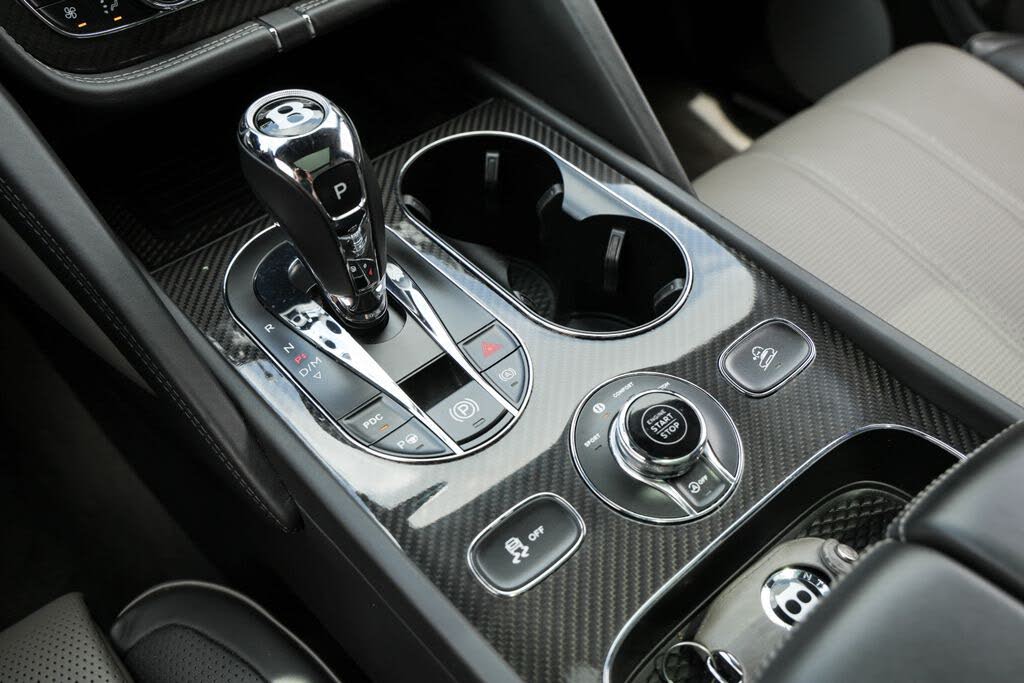 2023 Bentley Bentayga EWB Azure V8 AWD photo 8