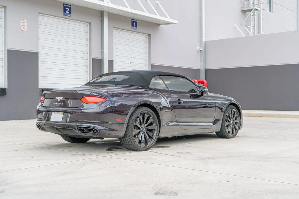 2024 Bentley Continental GTC V8 AWD photo 13