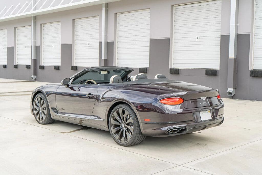 2024 Bentley Continental GTC V8 AWD photo 18