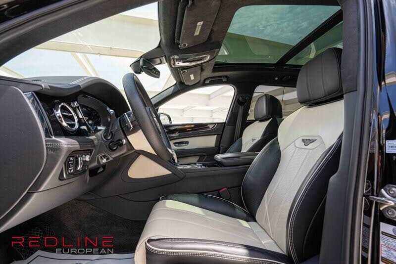 2023 Bentley Bentayga V8 AWD photo 15