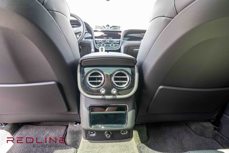 2023 Bentley Bentayga V8 AWD photo 18