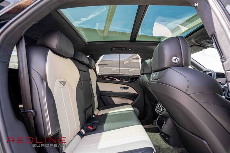 2023 Bentley Bentayga V8 AWD photo 22