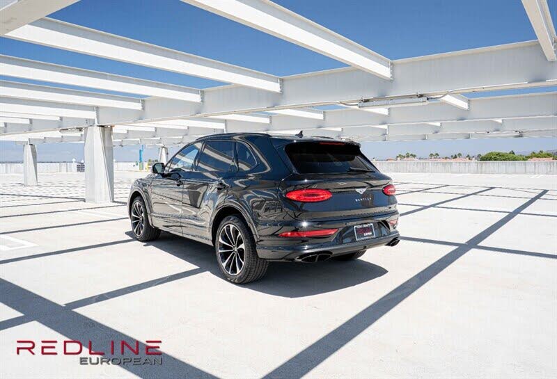 2023 Bentley Bentayga V8 AWD photo 4