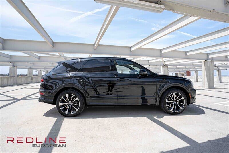 2023 Bentley Bentayga V8 AWD photo 8