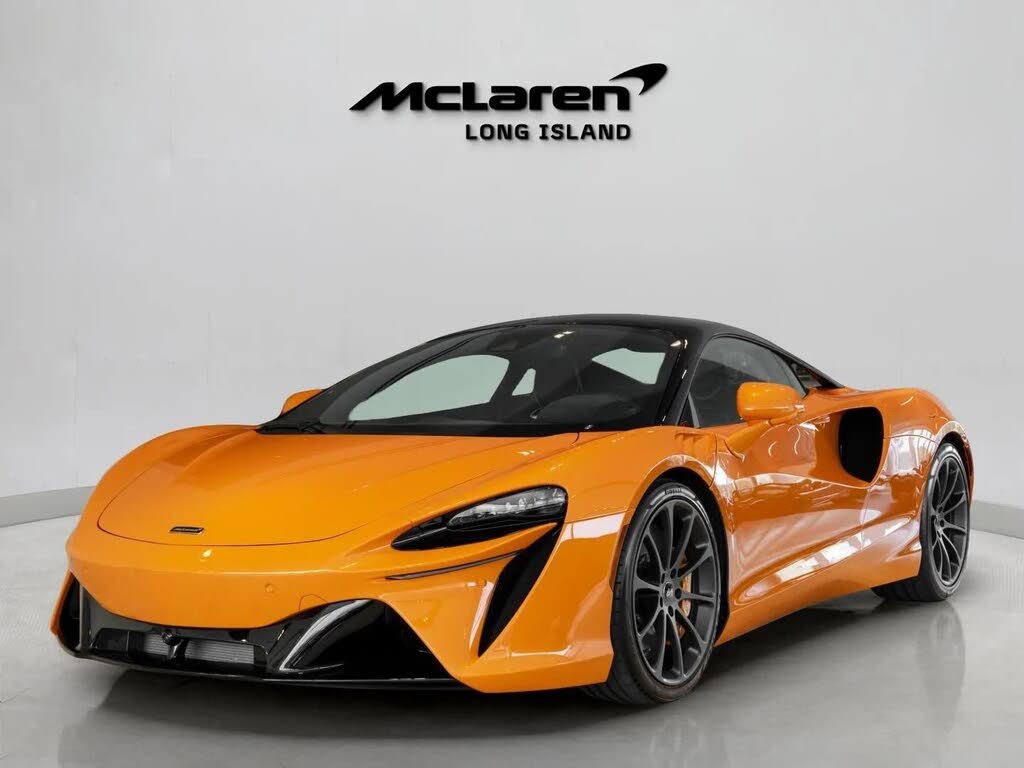 2026 McLaren Artura RWD