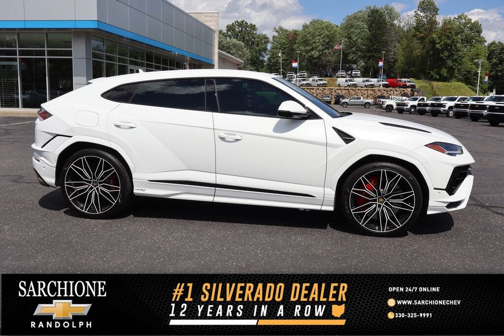 2024 Lamborghini Urus S AWD - $269,000