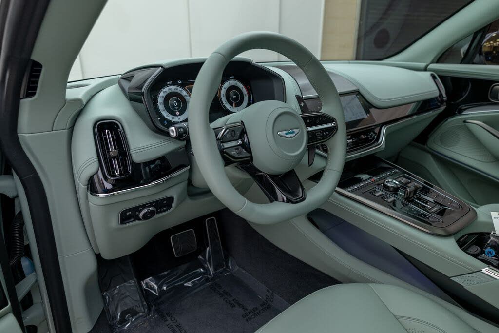 2026 Aston Martin DBX S AWD photo 14