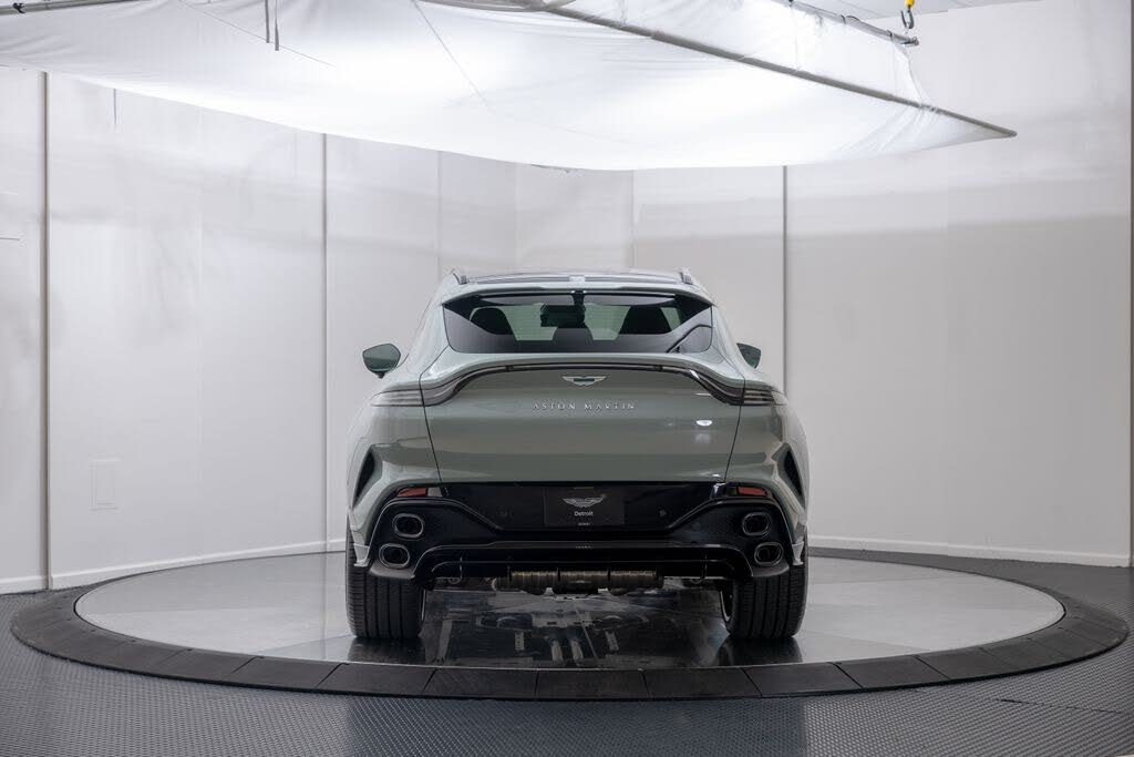 2026 Aston Martin DBX S AWD photo 4