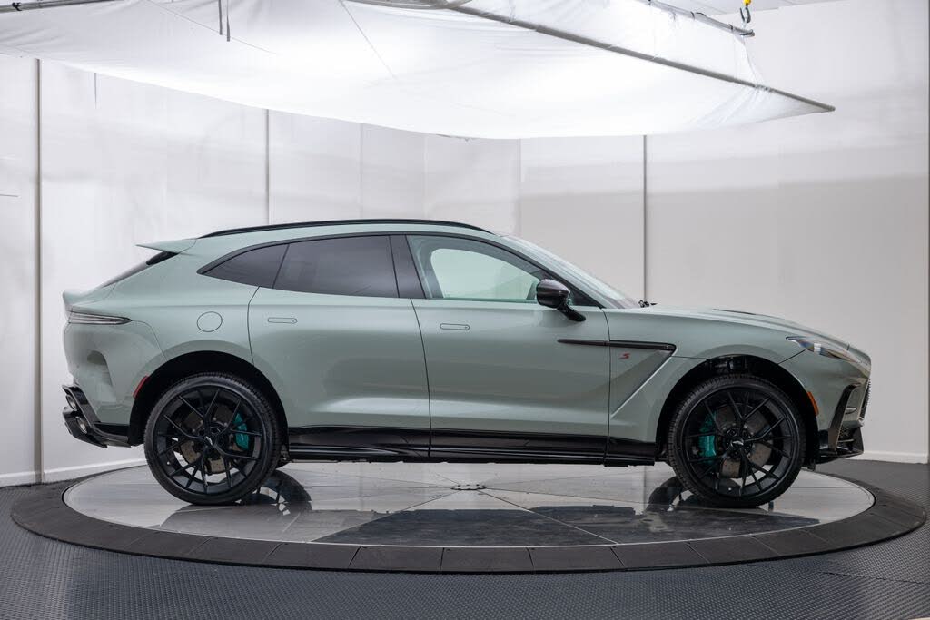 2026 Aston Martin DBX S AWD photo 6