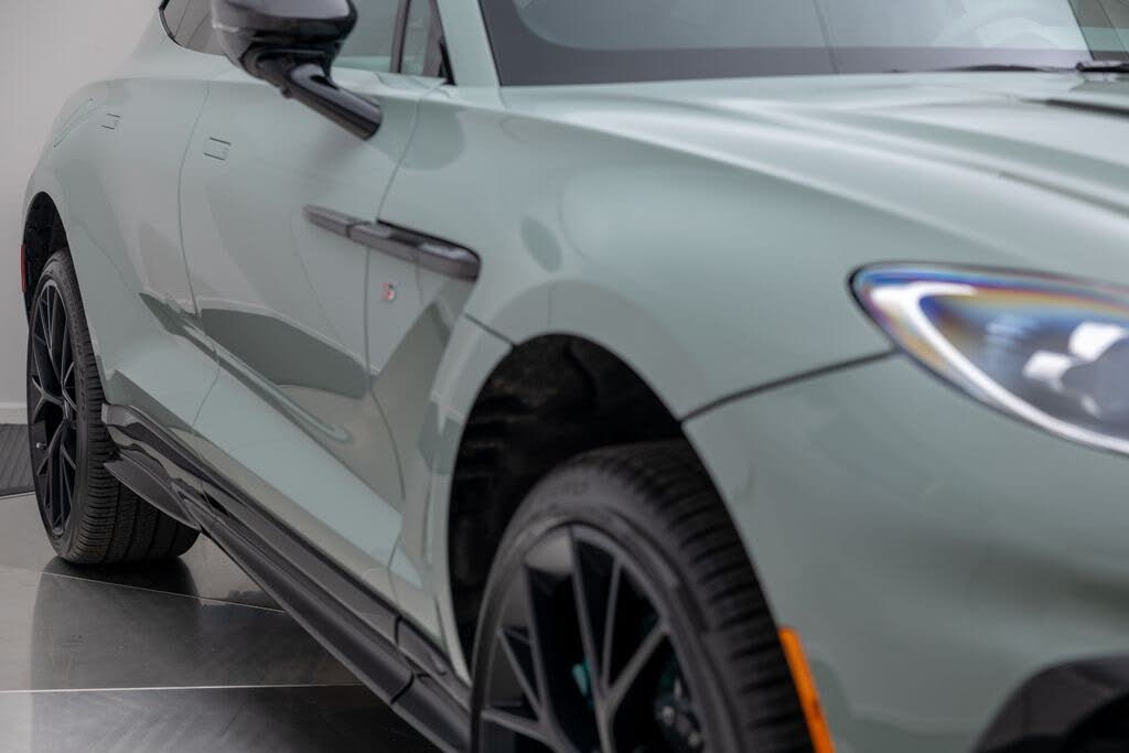 2026 Aston Martin DBX S AWD photo 9