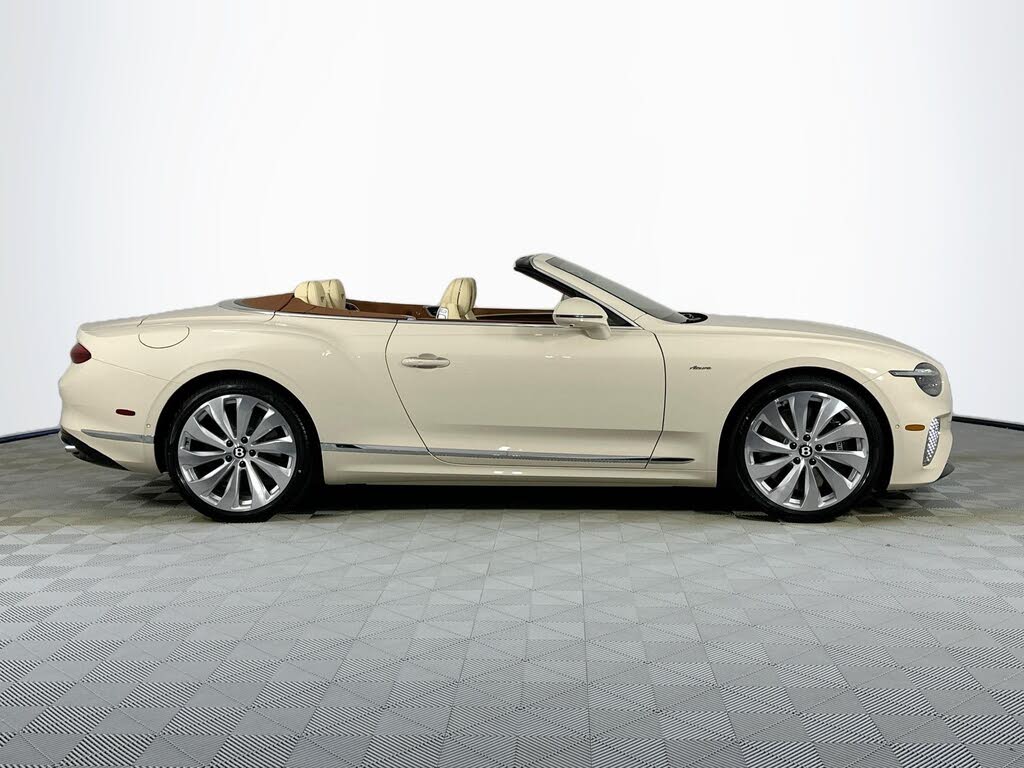 2026 Bentley Continental GTC Azure AWD photo 4