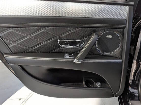 2014 Bentley Flying Spur W12 AWD photo 21