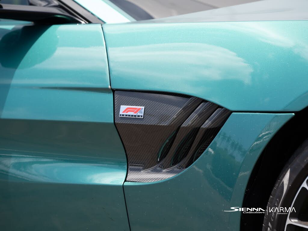 2022 Aston Martin Vantage F1 Edition Convertible RWD photo 18