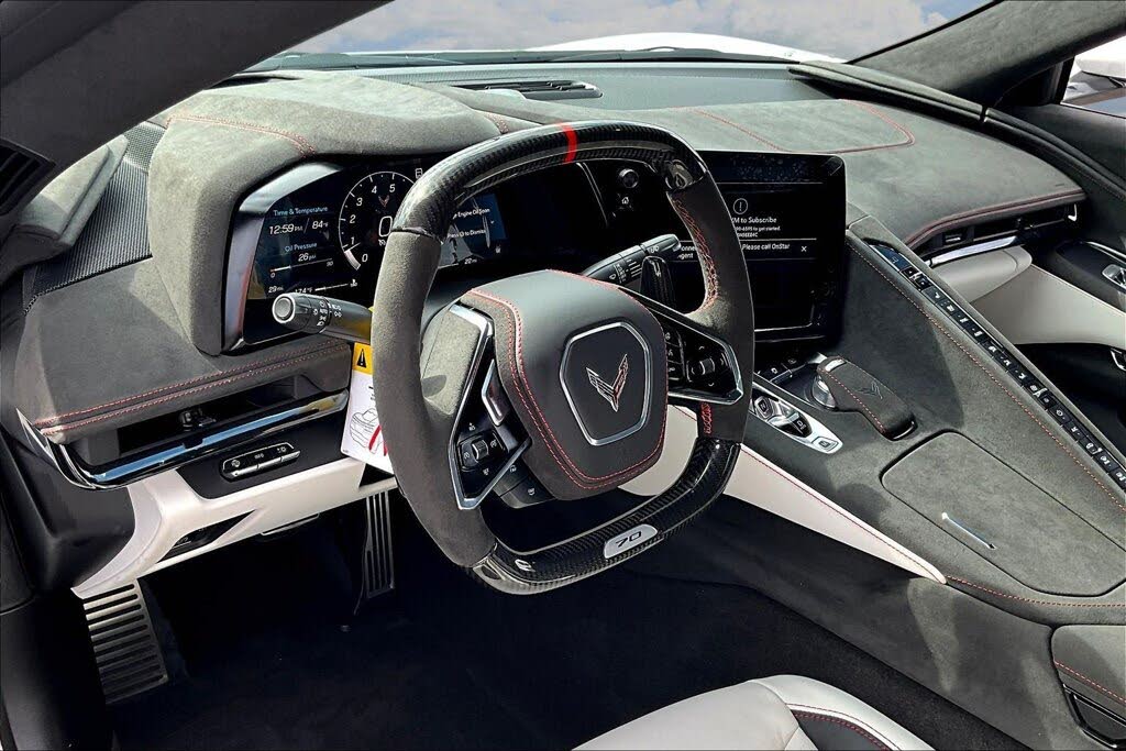 2023 Chevrolet Corvette Z06 3LZ Coupe RWD photo 17