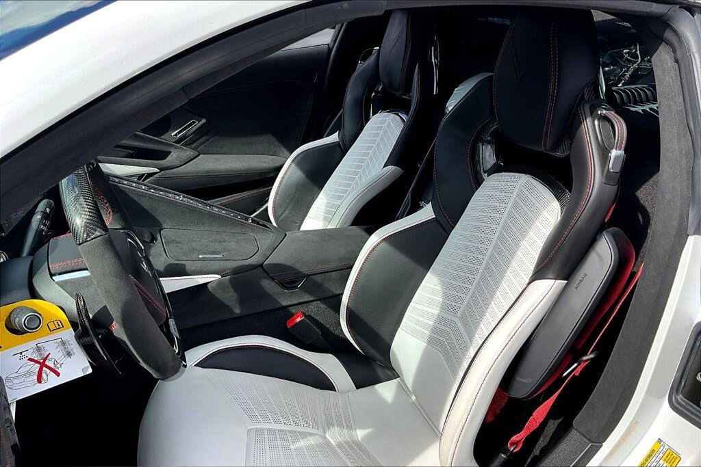 2023 Chevrolet Corvette Z06 3LZ Coupe RWD photo 21