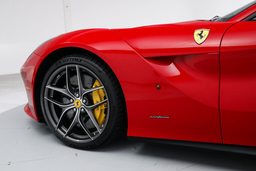2014 Ferrari F12 Berlinetta Coupe photo 15