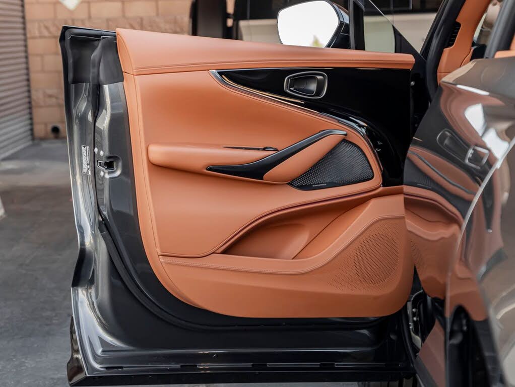 2026 Aston Martin DBX S AWD photo 13