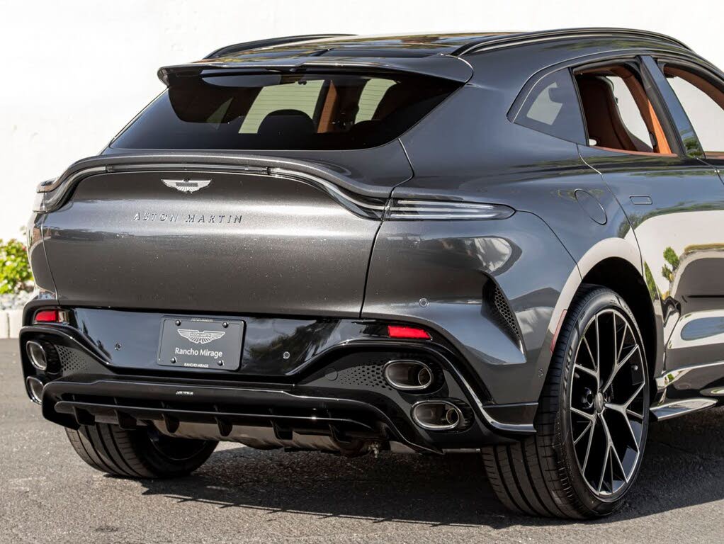 2026 Aston Martin DBX S AWD photo 7