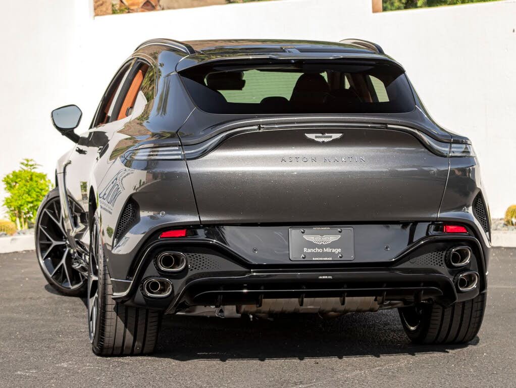 2026 Aston Martin DBX S AWD photo 9