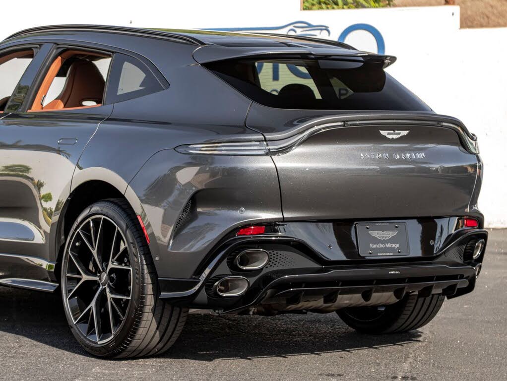 2026 Aston Martin DBX S AWD photo 10